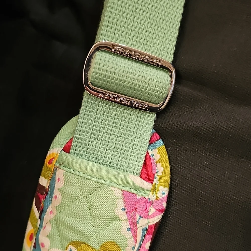 Vera Bradley Large Duffle Weekender Bag Green, Pink Paisley Tutti Frutti Quilted - Picture 4 of 10